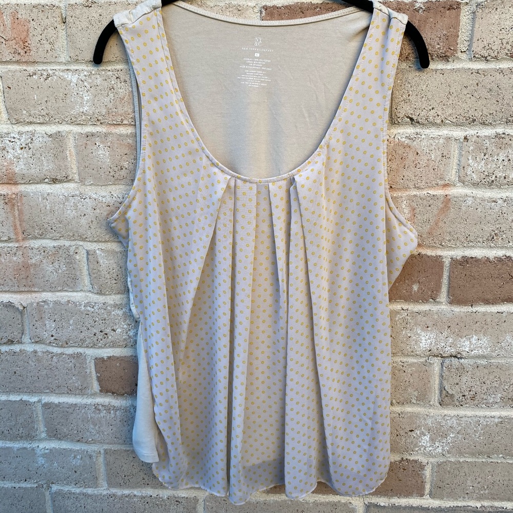New York and company top Xl BOGO